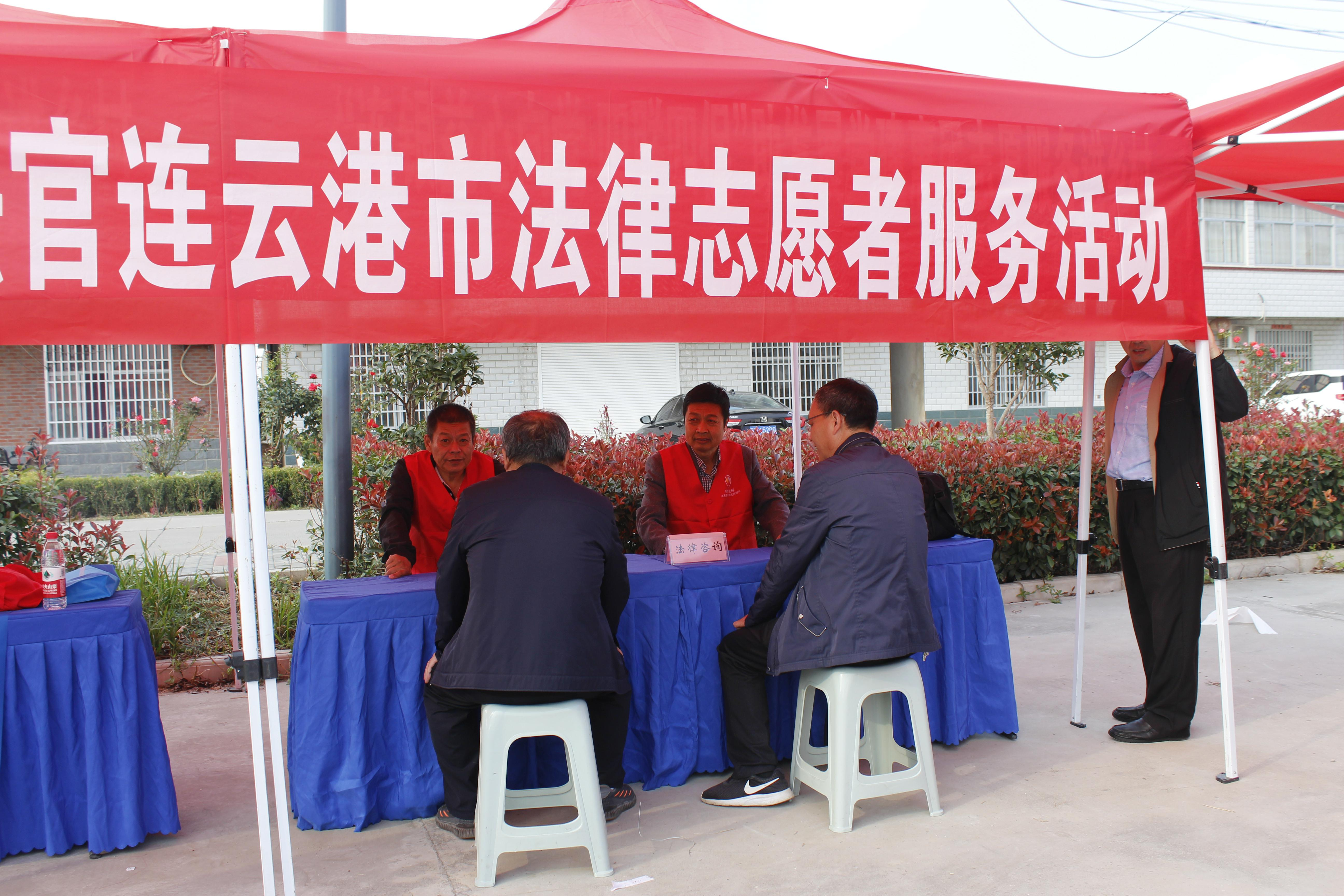 胡丹活动照 (1).png